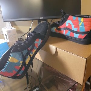 Vans Mens Hightop Skate Sneaker